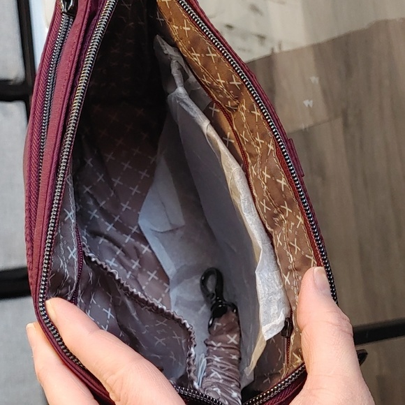 NWT Lug Pacer 2 - Picture 8 of 8